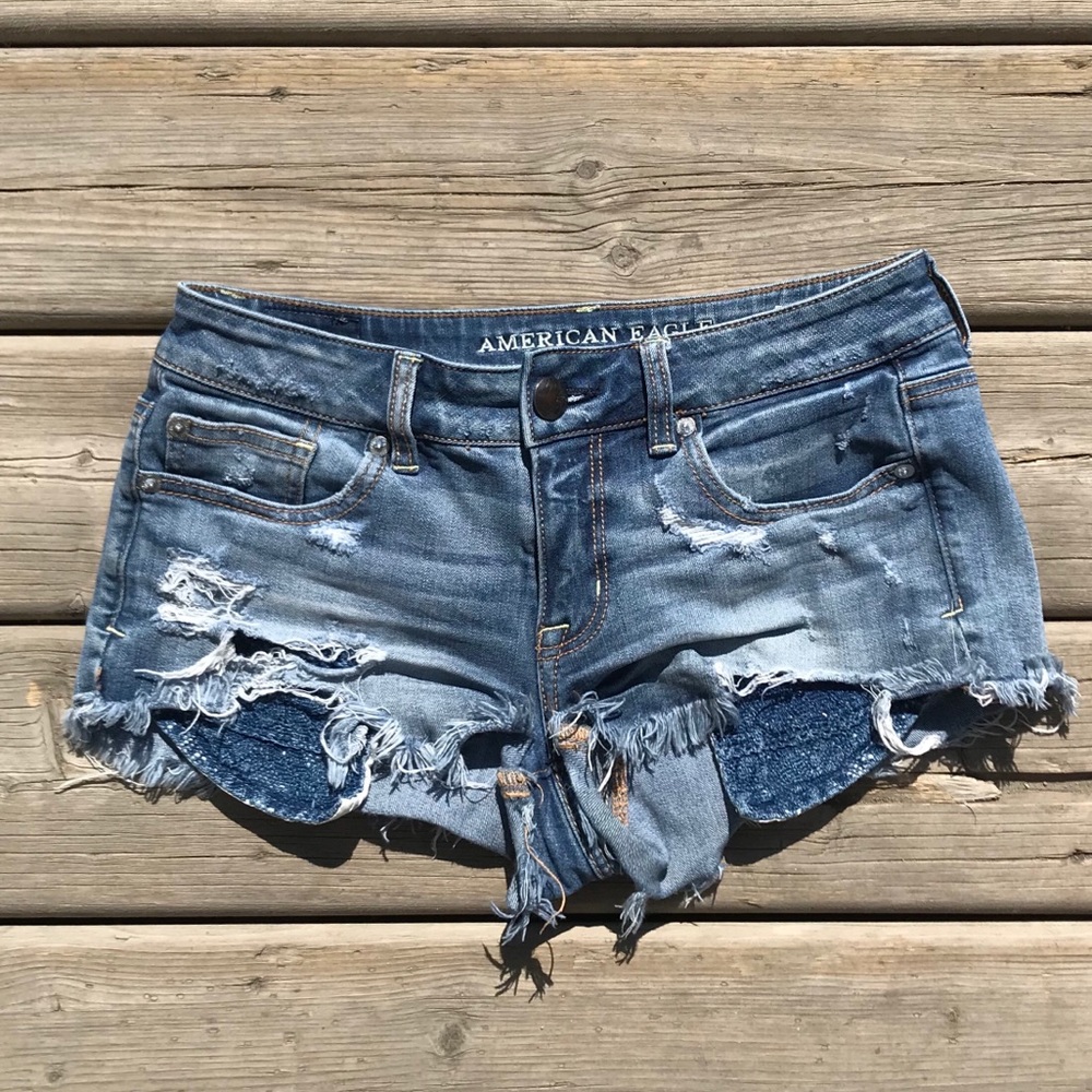 AEO Ripped shorts with detailed pocket